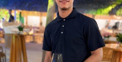 Joven pierde la vida en aparatosa colisión entre camión de basura y autobús en Verón