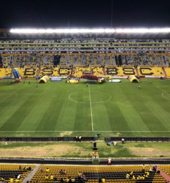 DURO CASTIGO: La sanción que recibió Barcelona SC tras los incidentes en el estadio Monumental