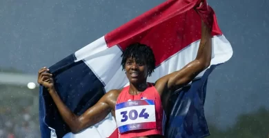 Marileidy Paulino gana el oro de los 400 metros femeninos e impone récord