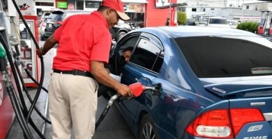 Gobierno aumenta precios de algunos combustibles
