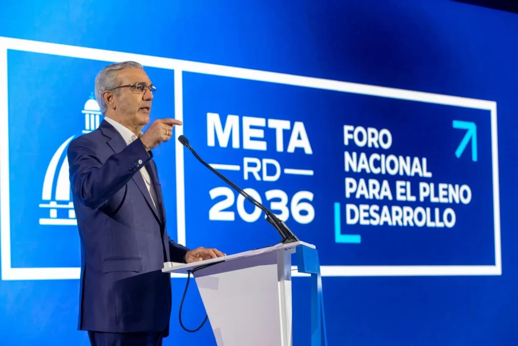 Abinader participa en primer Foro Meta RD 2036