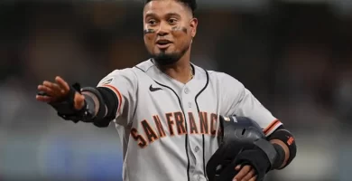 San Francisco envió a Luis Arráez a Filadelfia