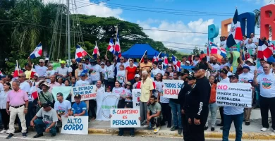 Realizan parada cívica contra los planes de afectarla cordillera