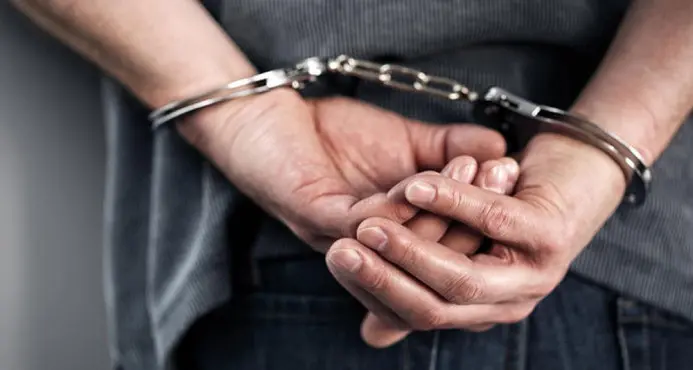 Prisión para hombre imputado de envenenar a una joven de 15 años de edad