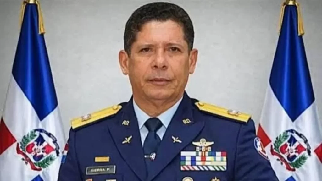 Destacan liderazgo del general Euler Sierra Pérez en la FARD