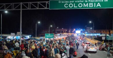 El arroz lidera la reactivación del comercio entre Ecuador y Colombia por Rumichaca