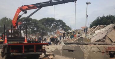 Plástico reciclado se convertirá en viviendas para damnificados del terremoto