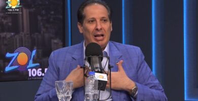 Atallah reconoce aumento de la hipertensión, pero dice está bajo control; alerta por tabaquismo y vapeo en mujeres