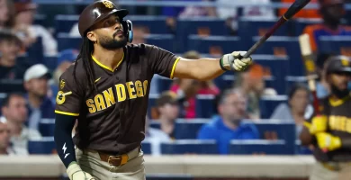 Fernando Tatis Jr. brilla con dos jonrones y una super atrapada en triunfo de los Padres