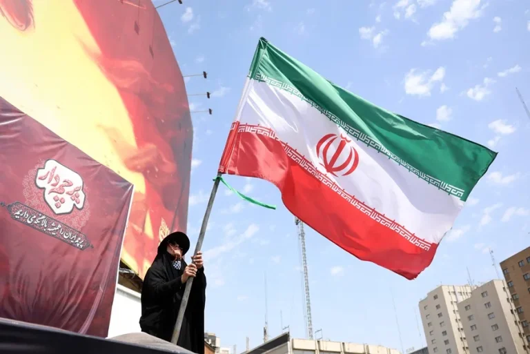 Irán contempla ataques contra bases de EE. UU. en Europa