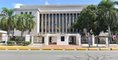 ADP reclama más docentes y mejoras en escuelas; Minerd asegura cobertura total para iniciar las clases