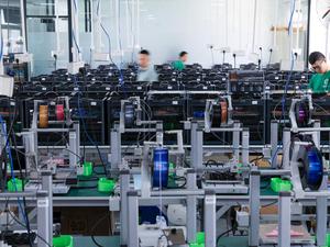 Producción industrial de China crece 5,3% en primeros siete meses de 2026