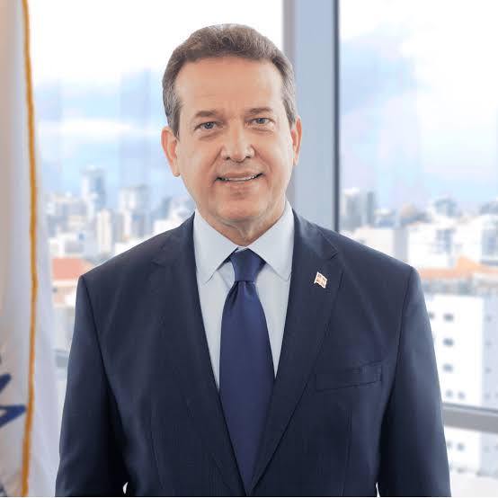 Víctor -Ito- Bisonó es designado como nuevo ministro de Relaciones Exteriores