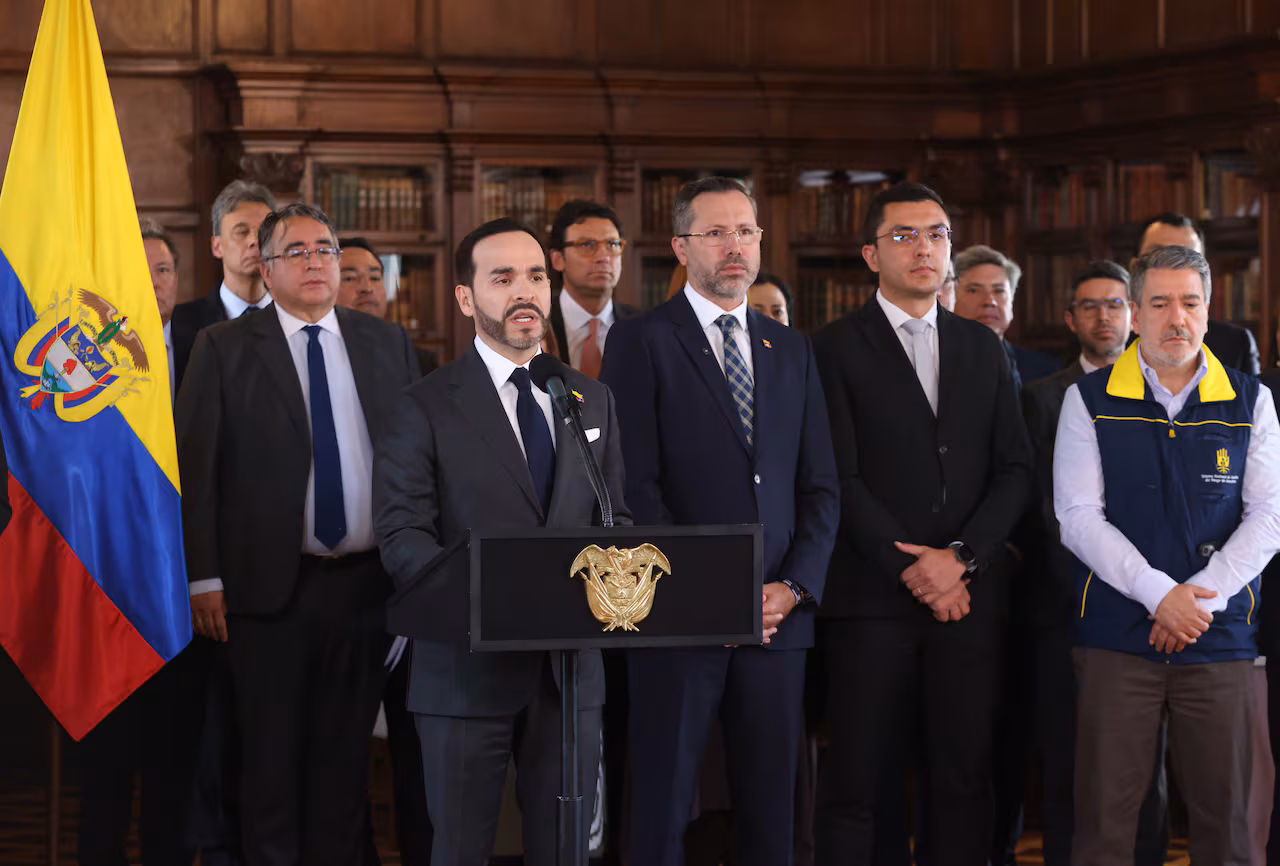 De La Espriella anuncia medidas para acelerar reclamaciones de pólizas de afectados del terremoto: “Pago inmediato”