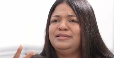Joven madre involucrada en situacion con clinica