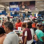¡A solo 72 horas del inicio escolar! Comercio acelera sus ventas entre quejas por altos precios en la Duarte