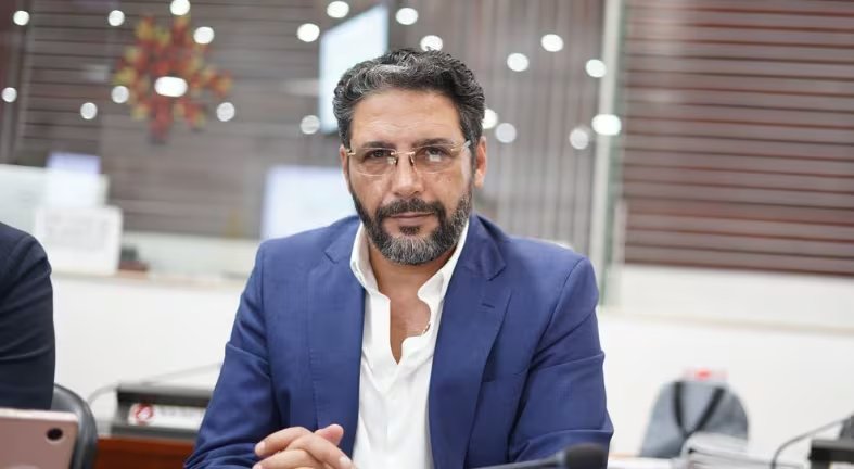 Eva Ferrer asegur&oacute; al citado medio de comunicaci&oacute;n que los principales responsables de la ruptura de su relaci&oacute;n con Ver&oacute;nica Alcocer fueron Agmeth Escaf, Mario Fern&aacute;ndez y Manel Grau - cr&eacute;dito agmethescaf/Instagram