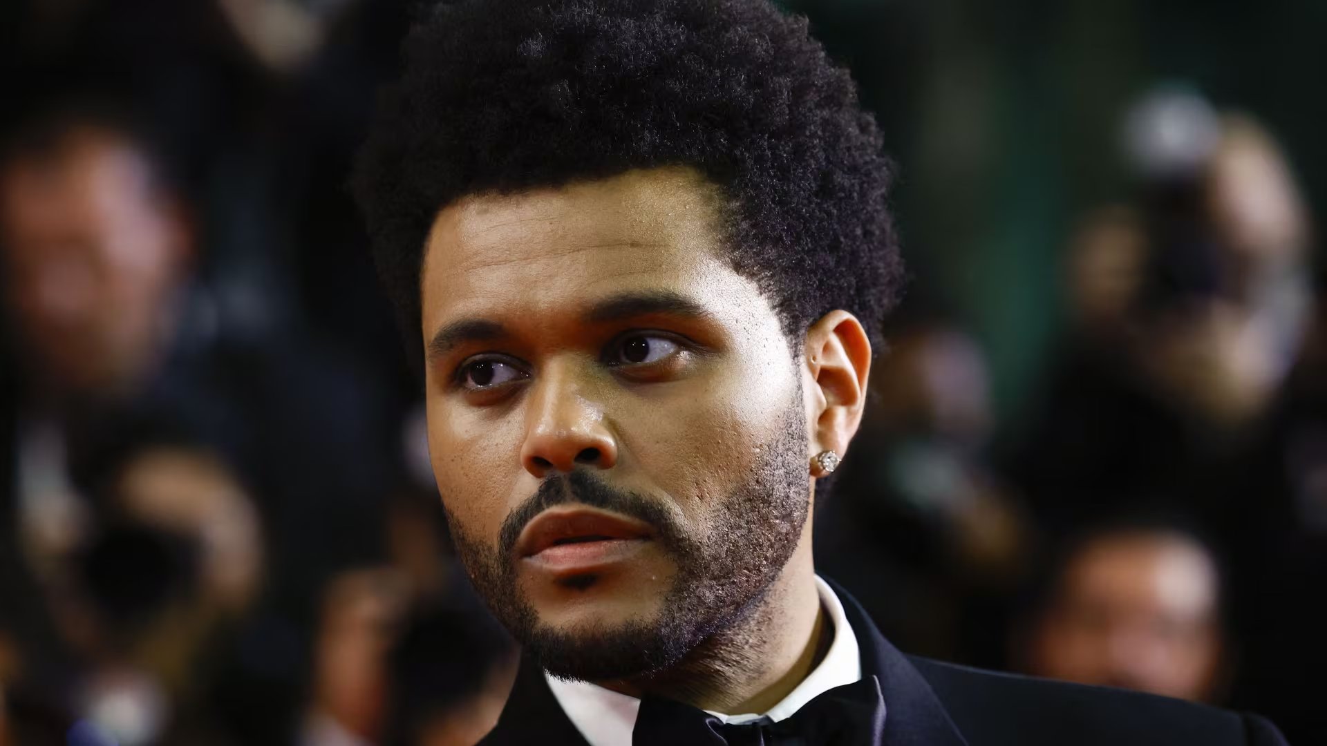 El episodio de 2022 en el SoFi Stadium de Los Ángeles llevó a Abel Tesfaye a asociar el quiebre de The Weeknd con factores emocionales y mentales