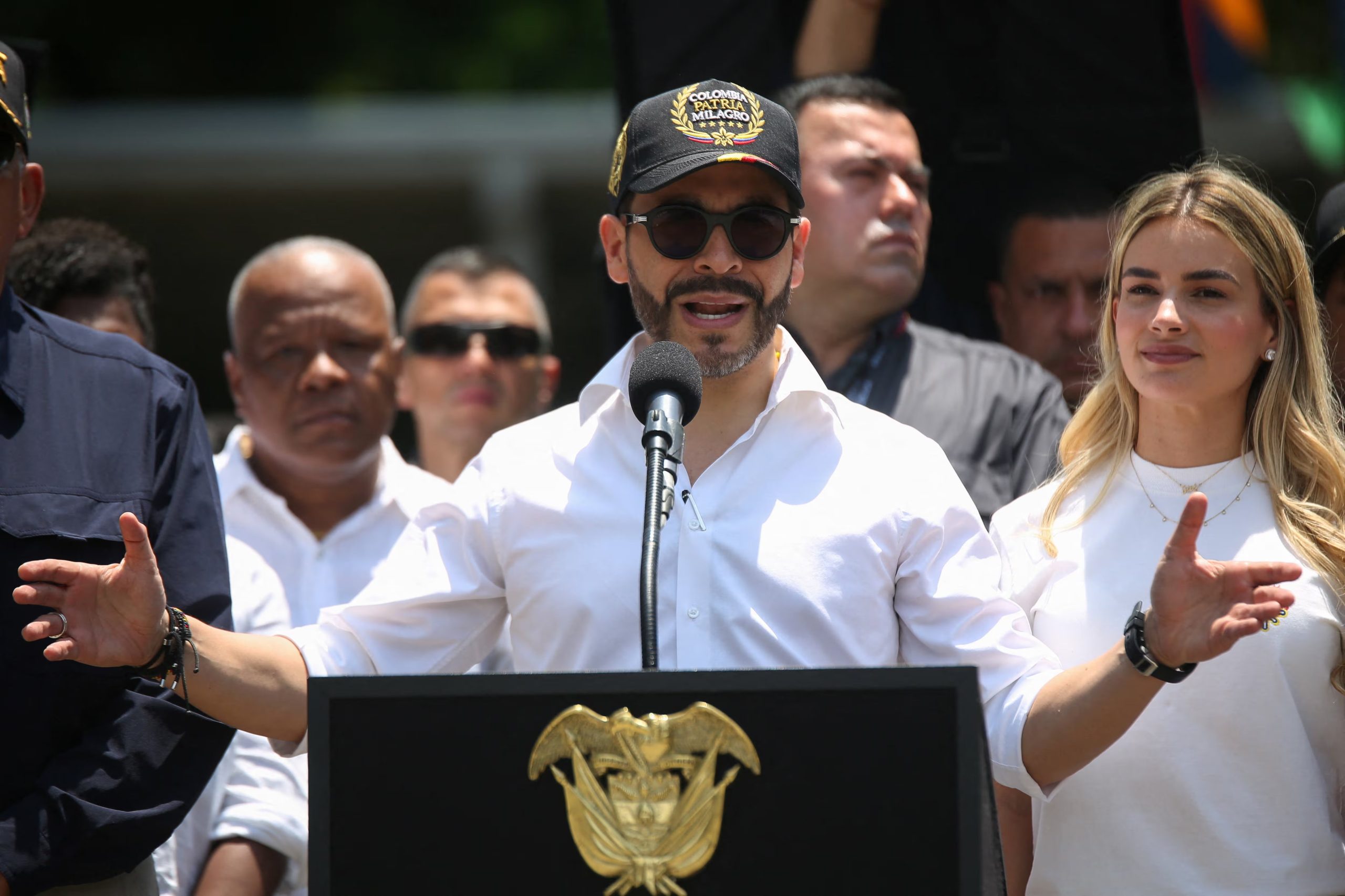 El presidente Abelardo de la Espriella anunci&oacute; que habr&aacute; subsidios de arrendamiento para los hogares afectados por el terremoto - cr&eacute;dito Juan David Duque/Reuters